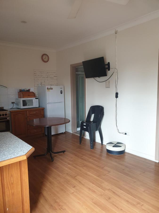 Newell Hwy Caravan Park Parkes Eksteriør bilde