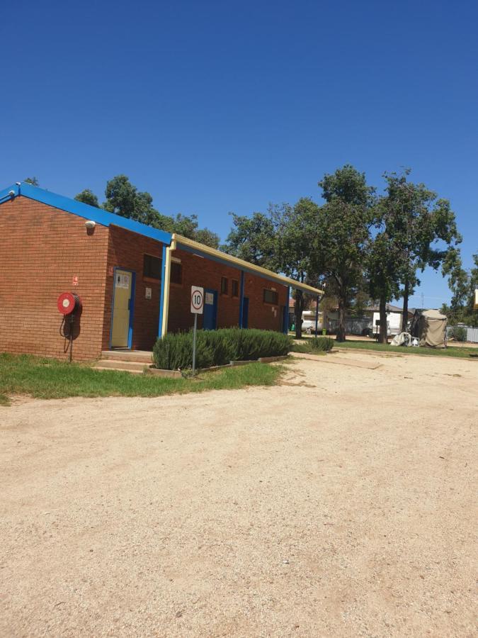 Newell Hwy Caravan Park Parkes Eksteriør bilde